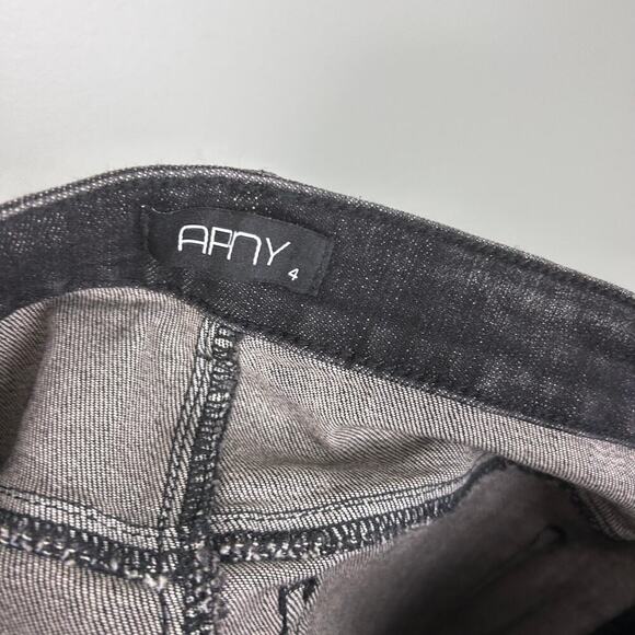 APNY Crop Flare Jean Side Hem Embroidery Mid Rise Black Dark Wash Denim size 4 - Picture 10 of 11